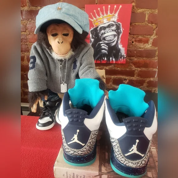 Jordan "Son of Mars" Hornets - Picture 3 of 14